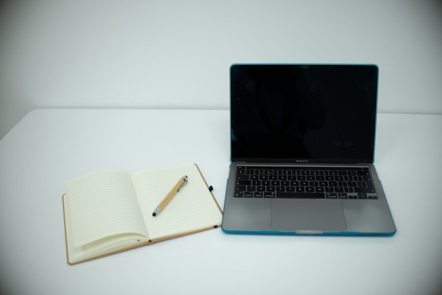 Laptop desk note