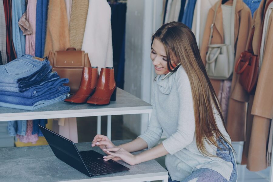 Laptop desk online