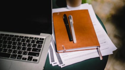 Calm guide to AI for simple financial planning: small ways to get clearer with your money