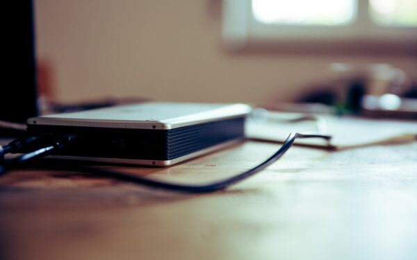 Cloud storage vs external drives: how to choose the right place for your files