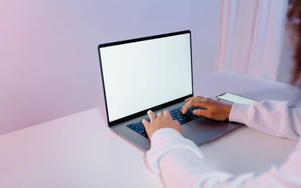 Everyday AI co-pilot: simple ways anyone can use chatbots more safely and productively