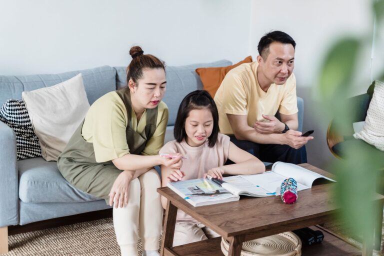 Family using tablet