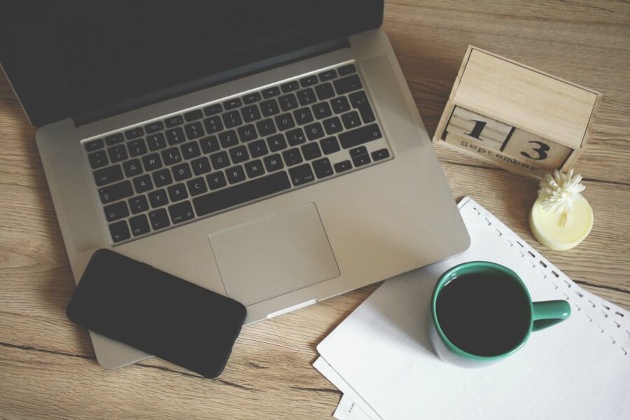 Laptop calendar app