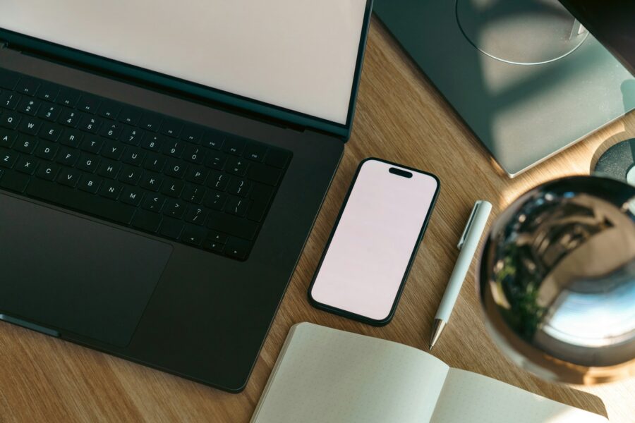 Laptop desk digital