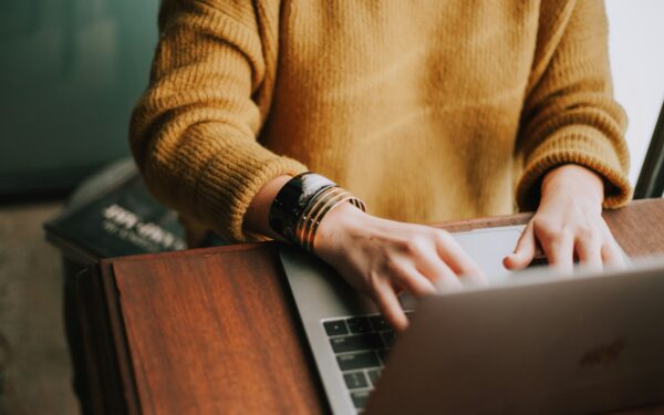 Simple AI image generation for beginners: how to go from idea to picture without stress