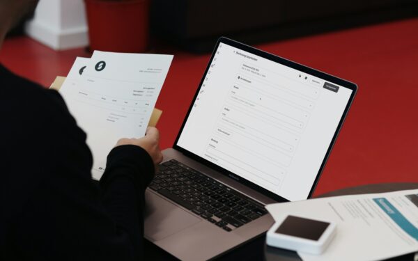 Simple guide to online PDFs: fill, sign and share documents without printing