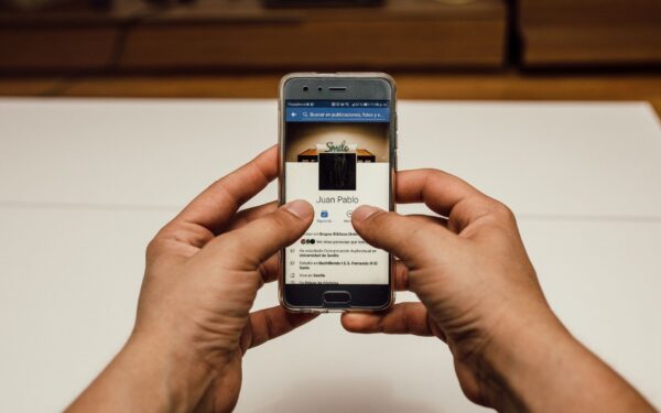 Simple guide to social media privacy settings: small tweaks for much better safety