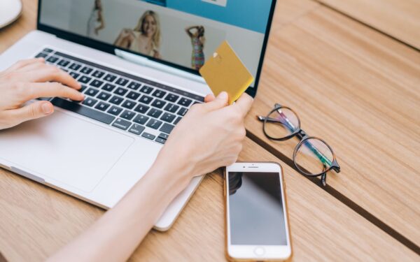 Simple habits that quietly reduce your risk of identity theft online
