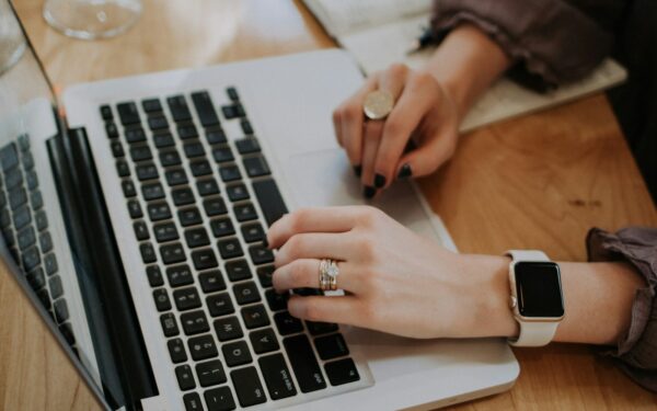 A simple digital note hub: connect your ideas without juggling ten apps