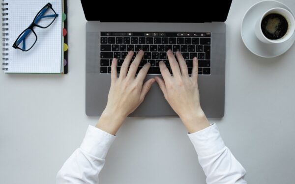 Calm guide to AI and originality: how to get real help without losing your own voice