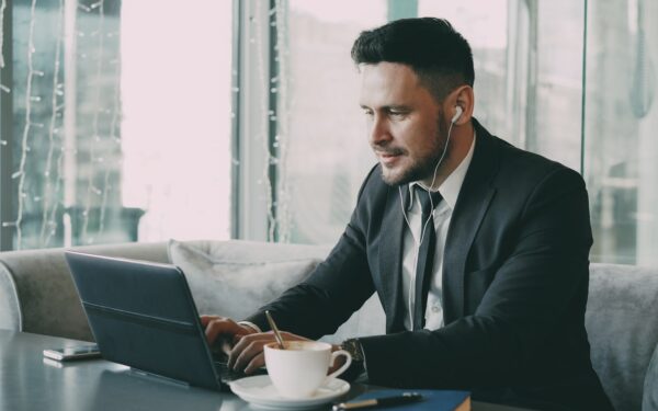 Calm guide to AI automation for online businesses: simple ways to save time without losing control