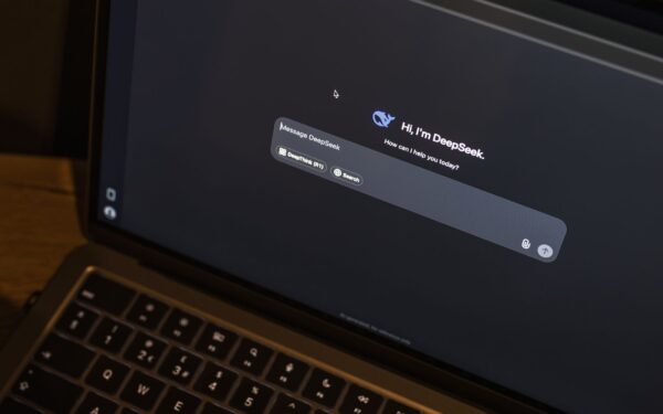 Calm guide to AI for customer support: how to stay human while automating routine help