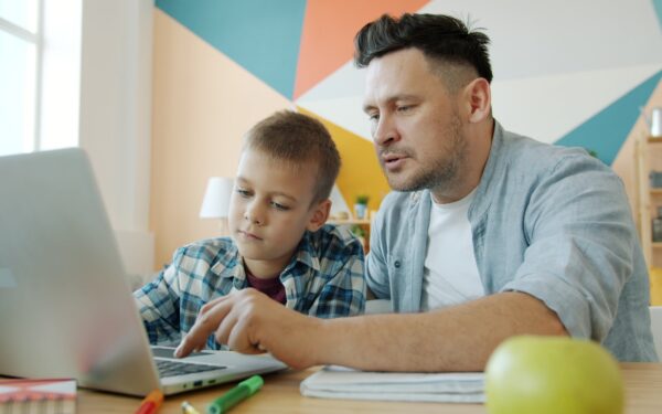 Calm guide to AI for parents: how to help your kids use it wisely, not blindly