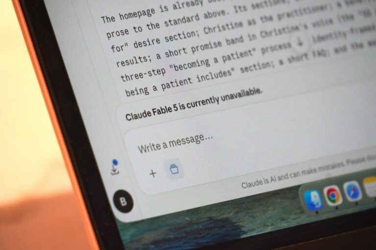 Close computer screen