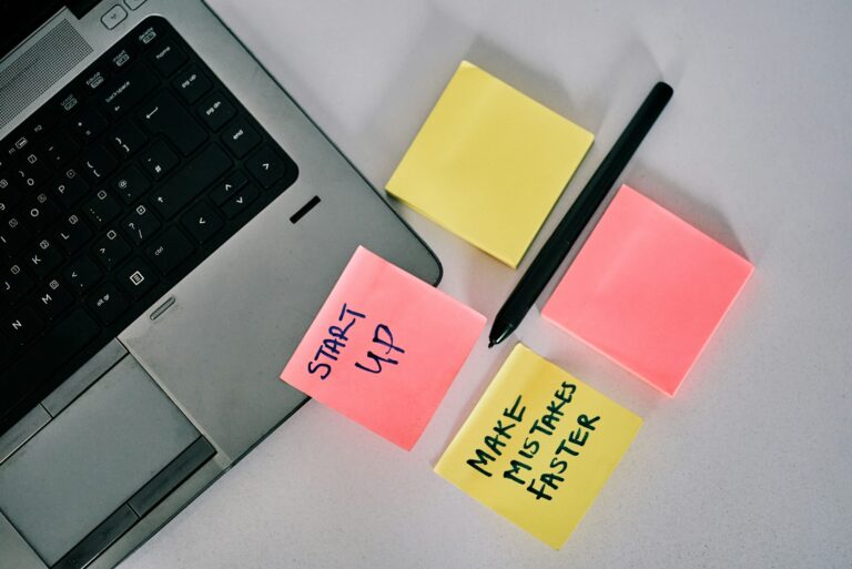 Sticky notes laptop