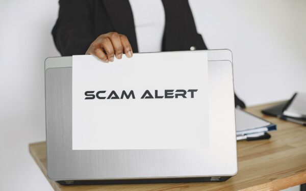 Calm guide to fake login pages: how to spot them before you type your password