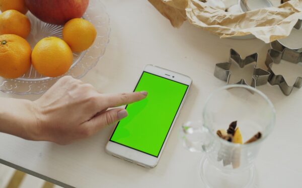 Calm guide to phone security: simple steps that protect your everyday mobile life