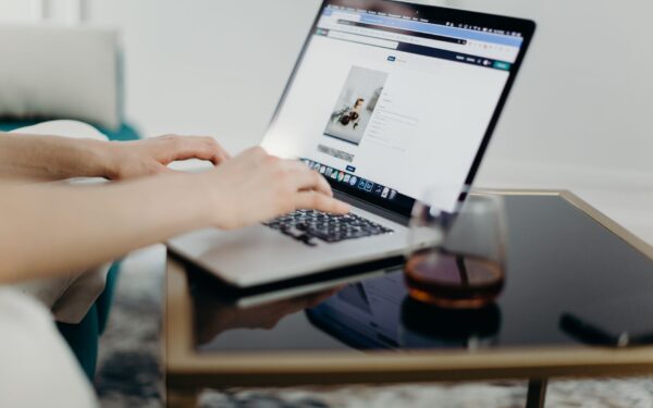 Everyday AI myths: 7 common beliefs that quietly hold people back