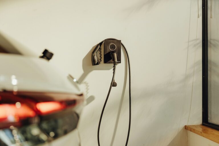 Smart plug wall