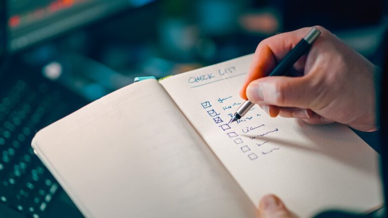 Close hand writing