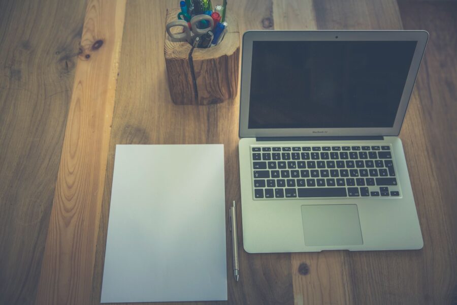 Laptop desk notepad