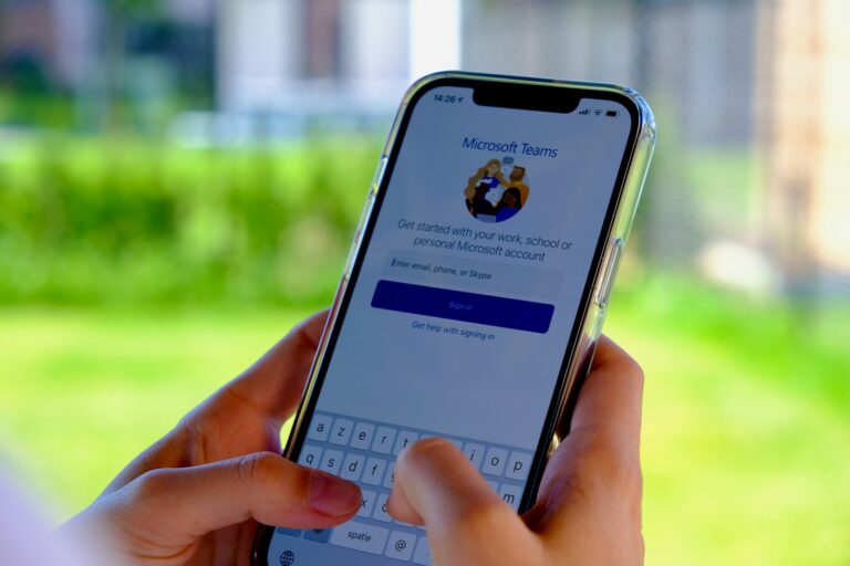 Password manager mobile
