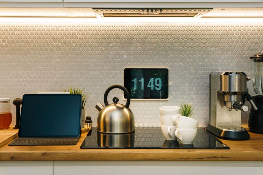 Smart speaker kitchen