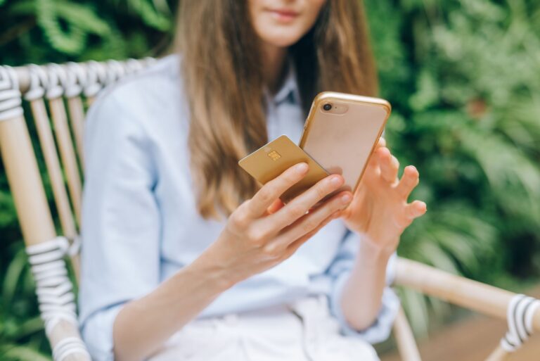 Close smartphone banking