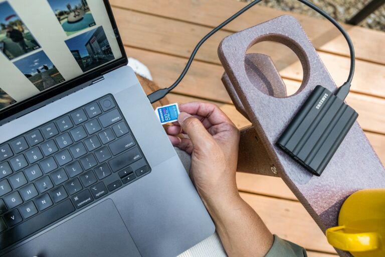 Cloud backup smartphone