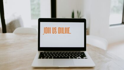 Simple guide to online forums and groups: how to find good communities and get real value