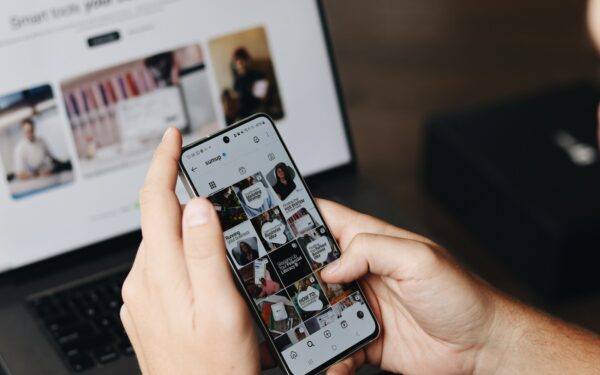 Simple guide to online profiles: clean up your digital identity and stay in control