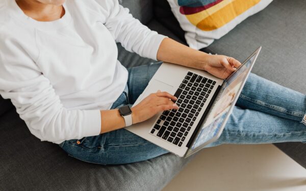 Simple habits that quietly protect you from identity theft online