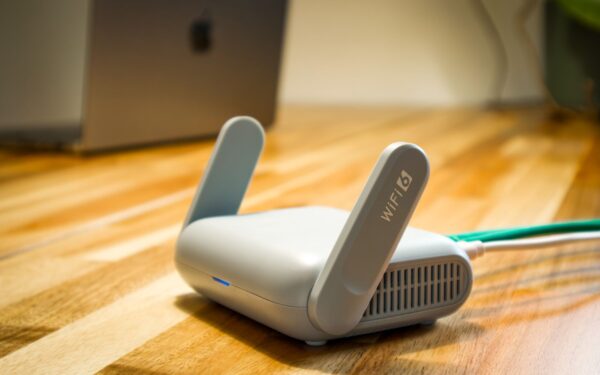 Wi‑Fi 6 and Wi‑Fi 6E explained in simple terms: what changes and should you upgrade
